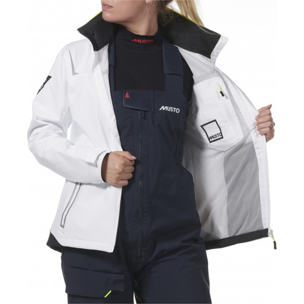 2025 Musto Womens BR1 Solent Sailing Jacket 82404 - White